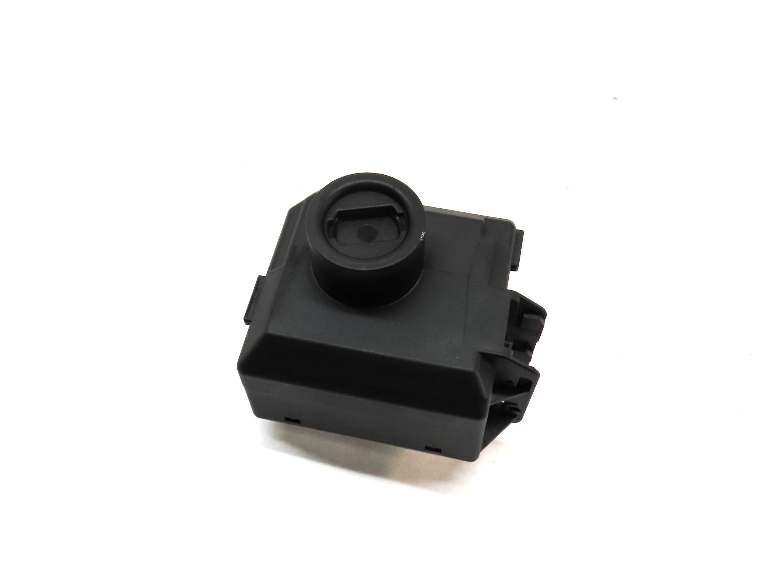 2016-2017 MERCEDES B250 CLA GLA (C117 W242 X156) IGNITION SWITCH MODULE — exact item pictured